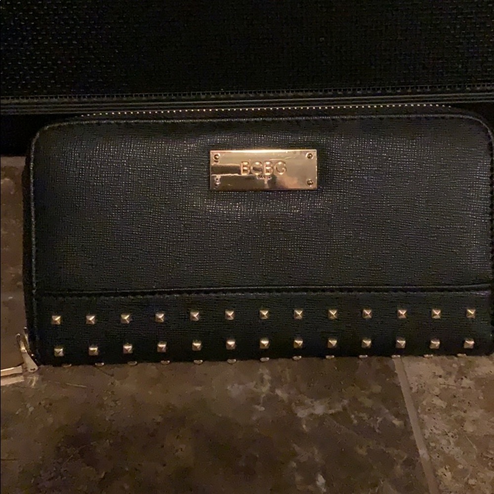 BCBG Wallet